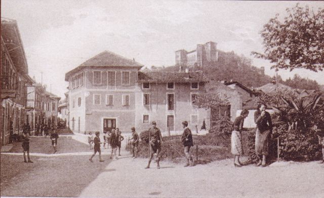 angera_piazza_vittorio_emanuele_iii_collezione_nello_grossi